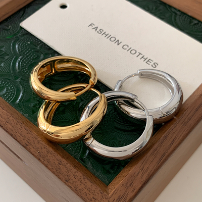 DSTYLE欧美时尚简约光面金属耳环