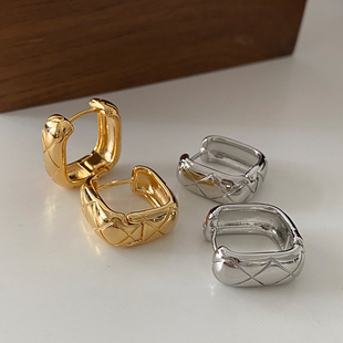 欧美耳饰 高级感耳扣轻奢法式 宽面菱格纹方形金属耳环2025新款 爆款