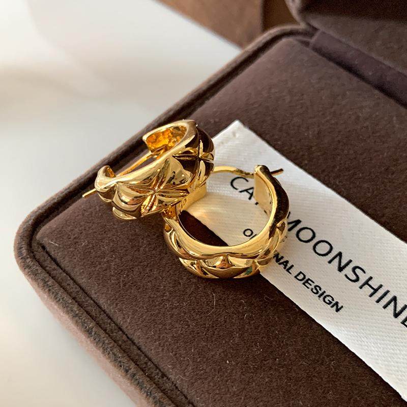 DSTYLE欧美风菱格纹宽面金属耳环