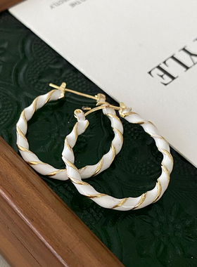 白色珐琅圆形耳扣2025新款爆款高级感耳圈气质轻奢法式风圆圈耳环