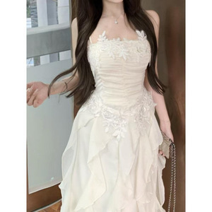 白色荷叶边吊带连衣裙女夏季蕾丝刺绣修身收腰裙子纯欲风a字长裙