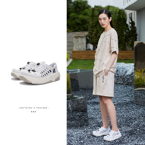 李宁盘古TREK运动拖鞋女子洞洞鞋