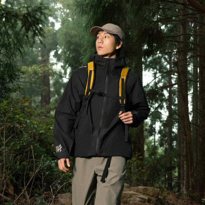 李宁CF溯男女款户外运动冲锋衣