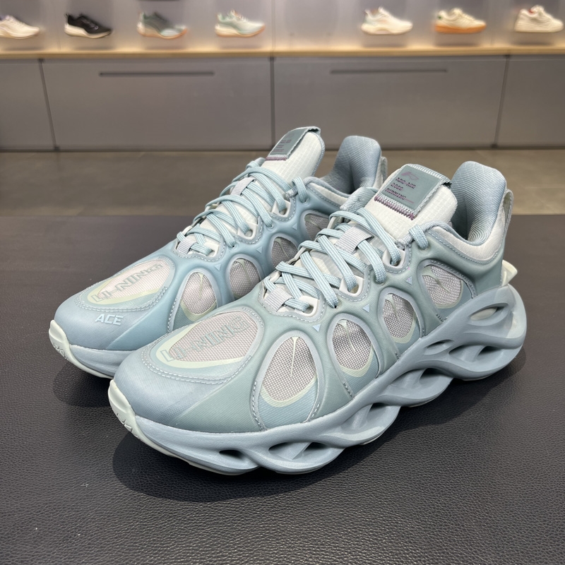 李宁透气运动鞋男子减震跑步鞋