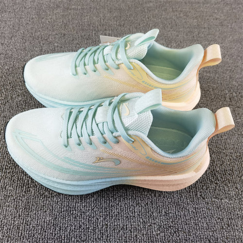 贵人鸟女鞋2026夏季新款网面透气低帮软底潮流减震运动休闲跑步鞋