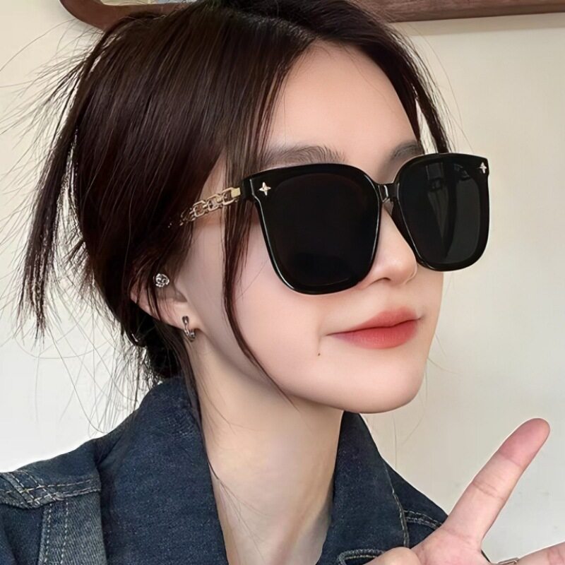 出片吸睛太阳镜女链条腿遮阳墨镜显脸小防紫外线夏季防晒旅游眼镜
