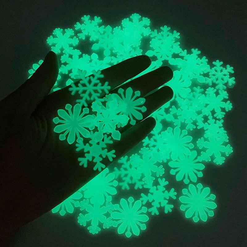 50Pcs Luminous Snowflake Wall Stickers Glow In The Dark Deca