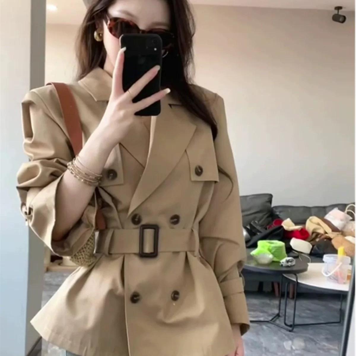 纯欲风卡其色风衣外套女秋冬季新款高级感气质收腰小个子短款大衣