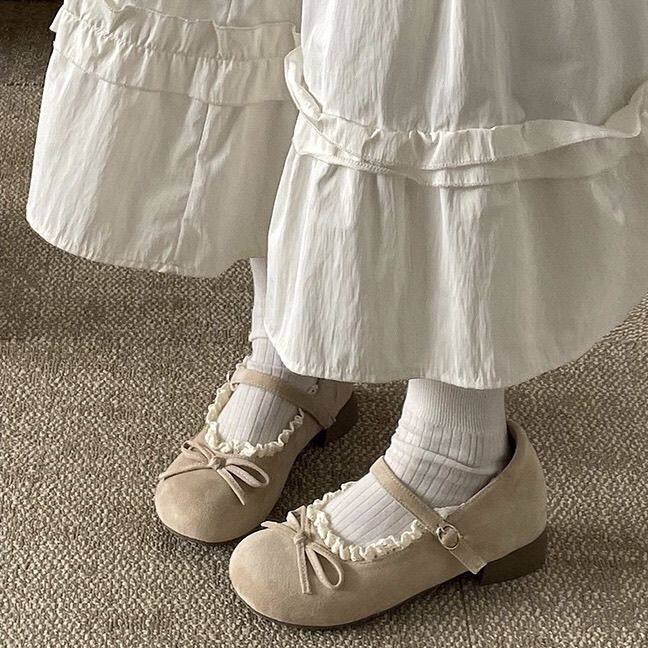 芭蕾扣带蕾丝花边浅口玛丽珍鞋女2026新款蝴蝶结绒面气质配裙单鞋