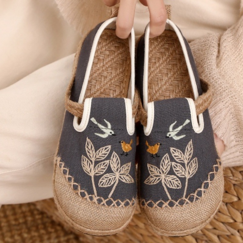 民族风绣花鞋女复古老北京布鞋