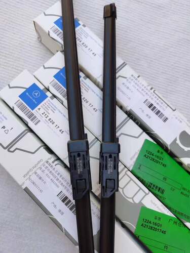 适配原装奔驰C级C200L雨刮器GLACLSGLCB200E260E300CLA原厂雨刷片
