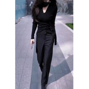 今年流行特惠23686大爱美依缘2025秋季新款韩版洋气黑色V领打底衫