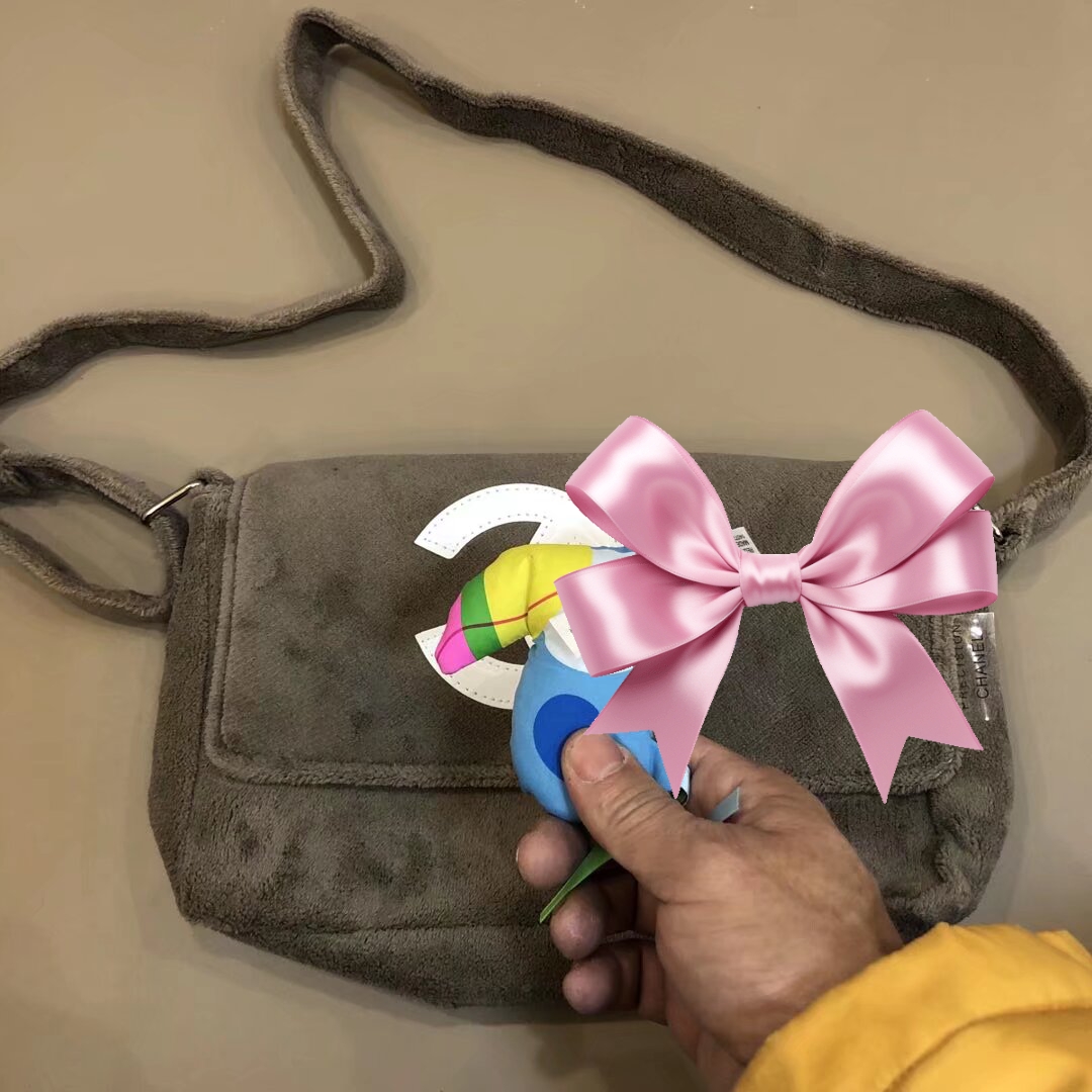 化妆包毛绒纯色宝贝尺寸长32cmx高20cmx底宽7c m