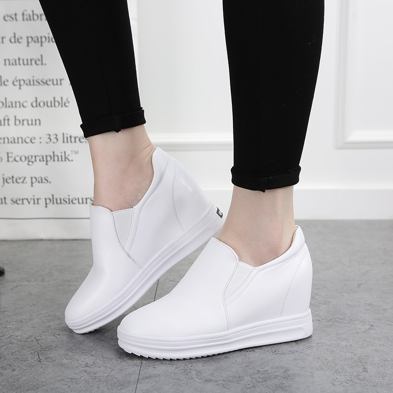 真皮内增高女鞋2024新款韩版百搭防臭护士鞋旅游坡跟休闲小白鞋女