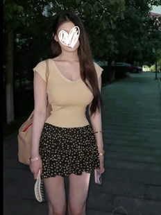 韩系纯欲天花板修身V领针织女夏小众无袖上衣碎花半身裙短裙套装