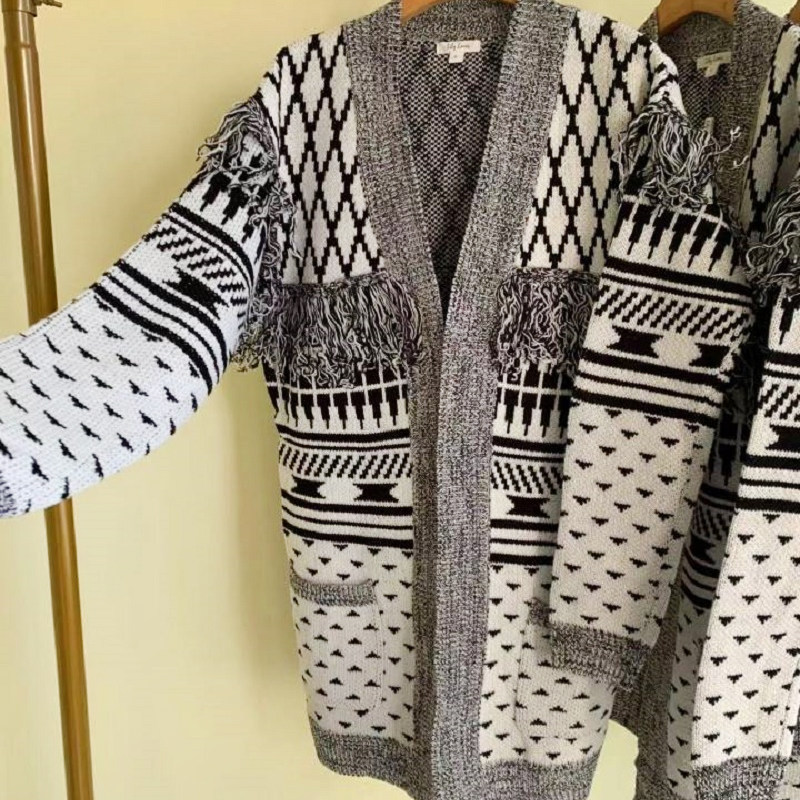 气质黑白格提花流苏大毛衣中长款小香风针织开衫秋冬外套