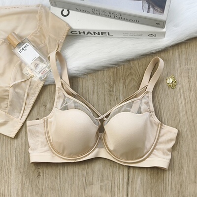 夏季无痕大胸显小轻薄软钢圈文胸