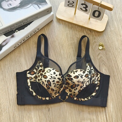 性感豹纹缎面内衣女大胸显小文胸