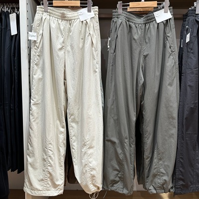 日单男女冬季新款加绒加厚阔腿裤女防风防水伞兵裤束脚长裤479402