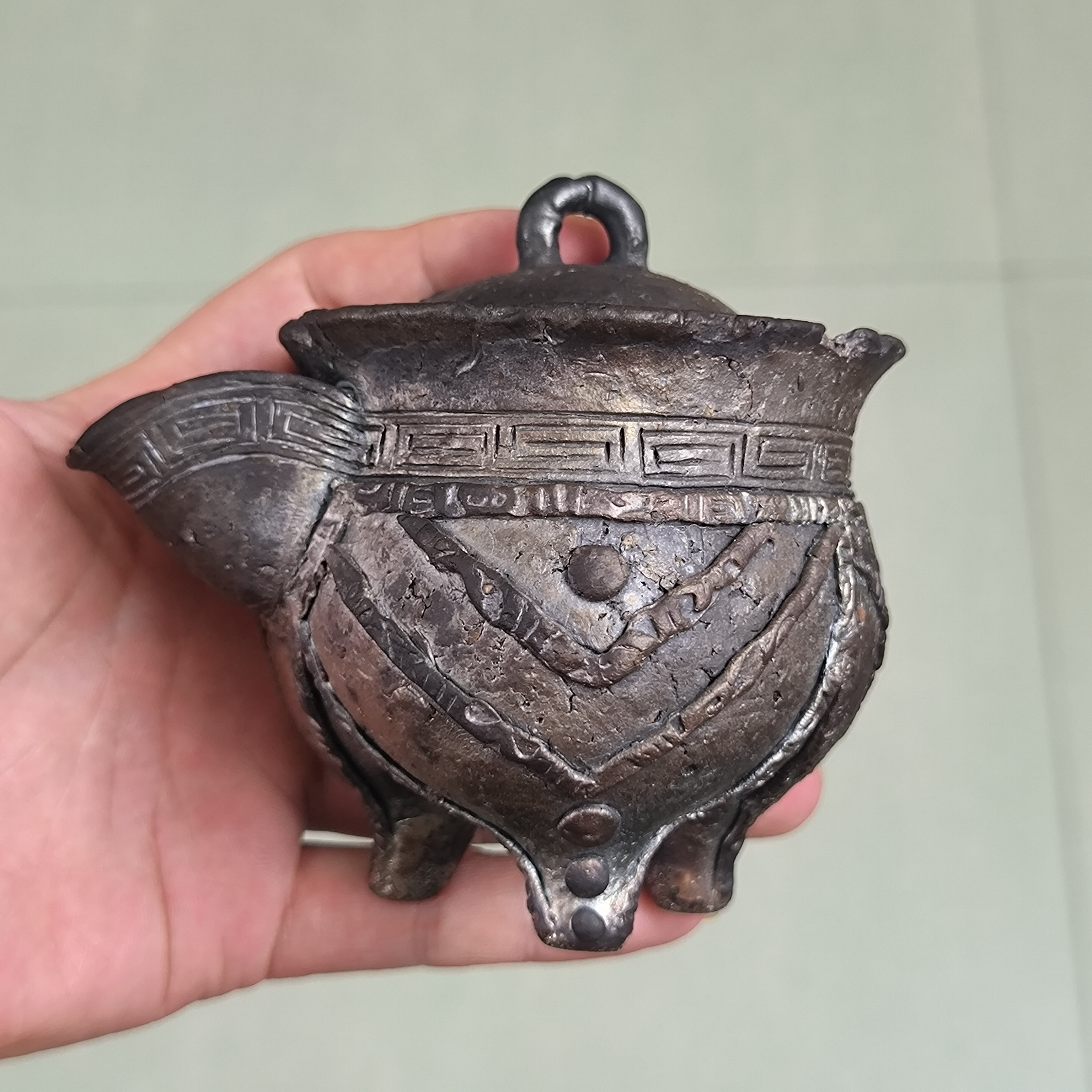锦笔柴烧全手三足鼎宝瓶茶具黑陶粗陶手抓壶国潮青铜器纯手工茶壶
