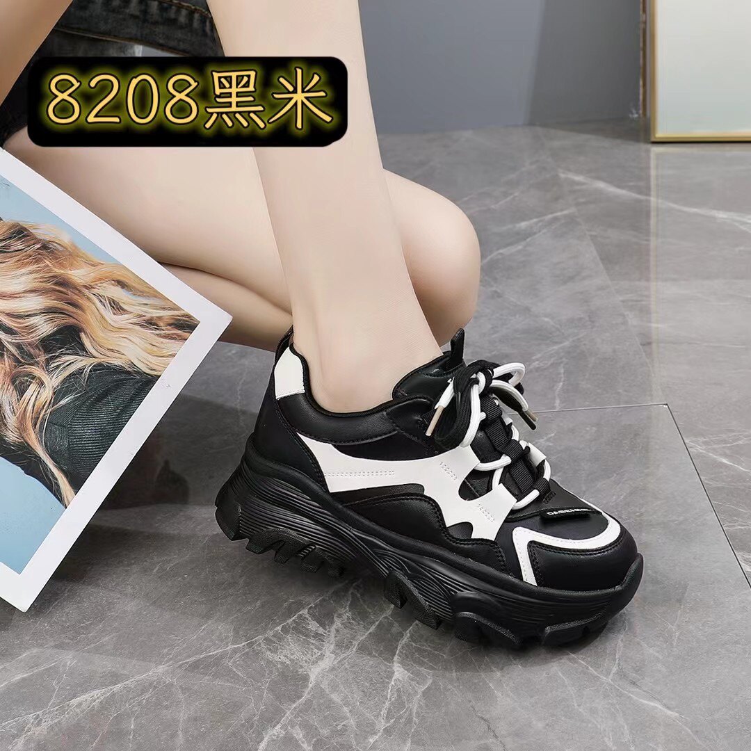 回力女鞋前系带时尚运动鞋单鞋低帮半革面圆头皮面纯色老爹鞋