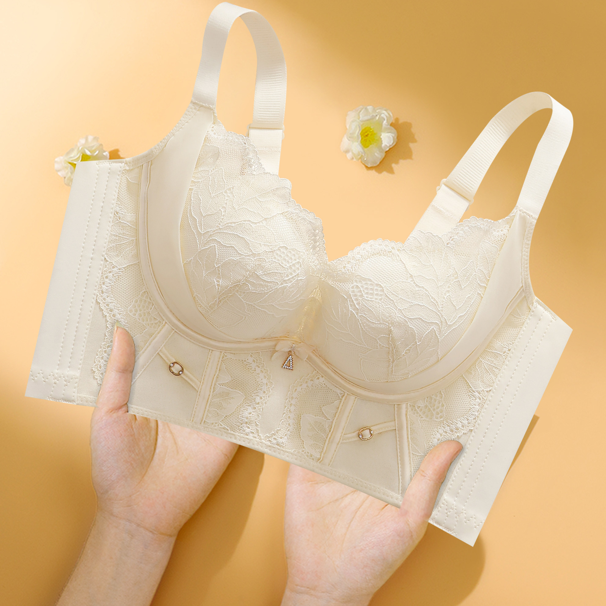 小胸聚拢上托防下垂内衣女收副乳塑型内衣蕾丝调整型夏季薄款胸罩