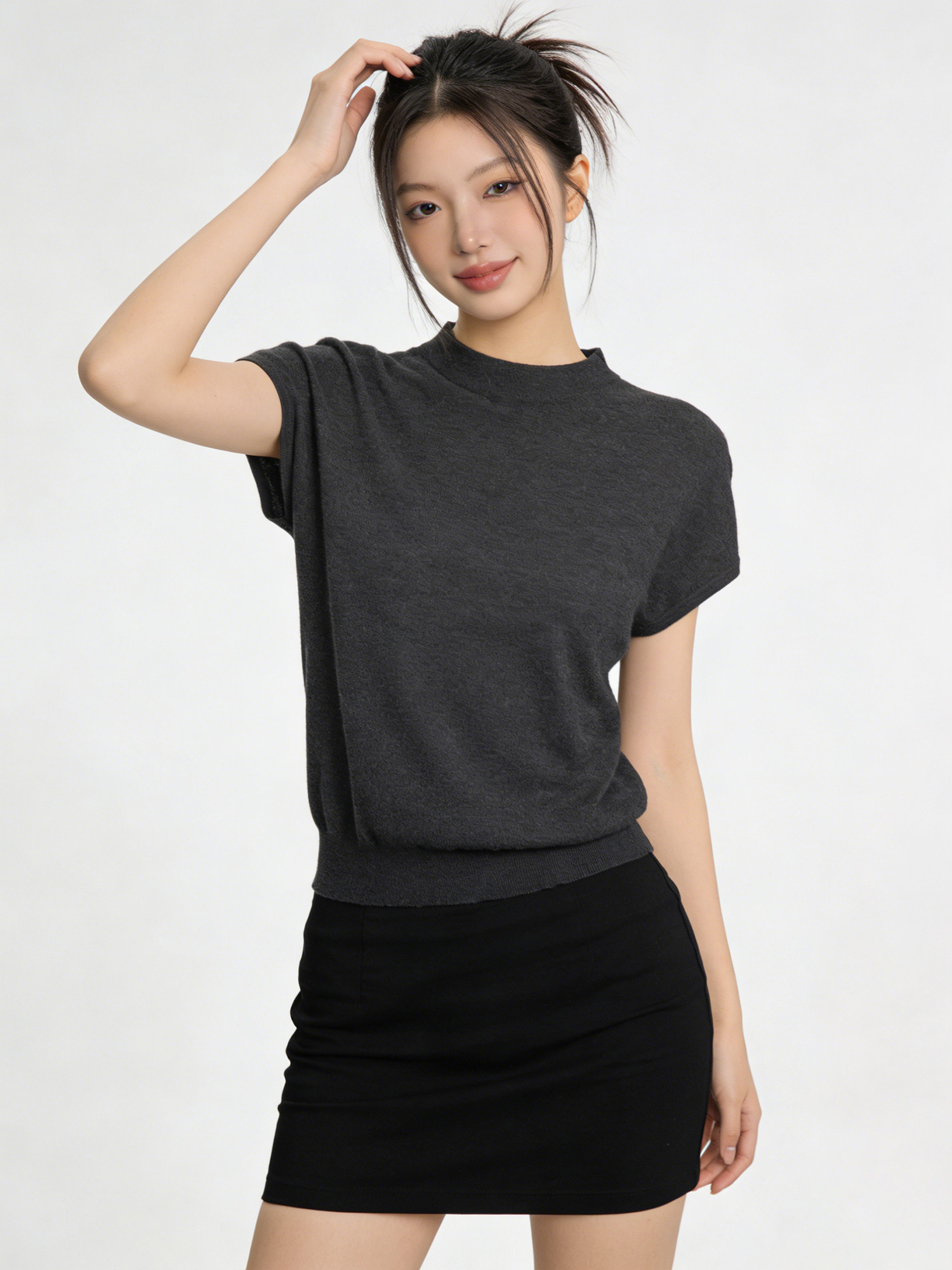 极简风半高领短袖针织衫女2026夏季新款修身显瘦设计感百搭小上衣