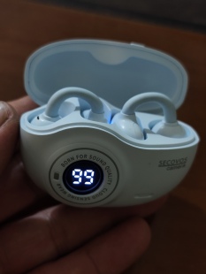 库存的蓝牙耳机几个颜色随机发Diy研究价
