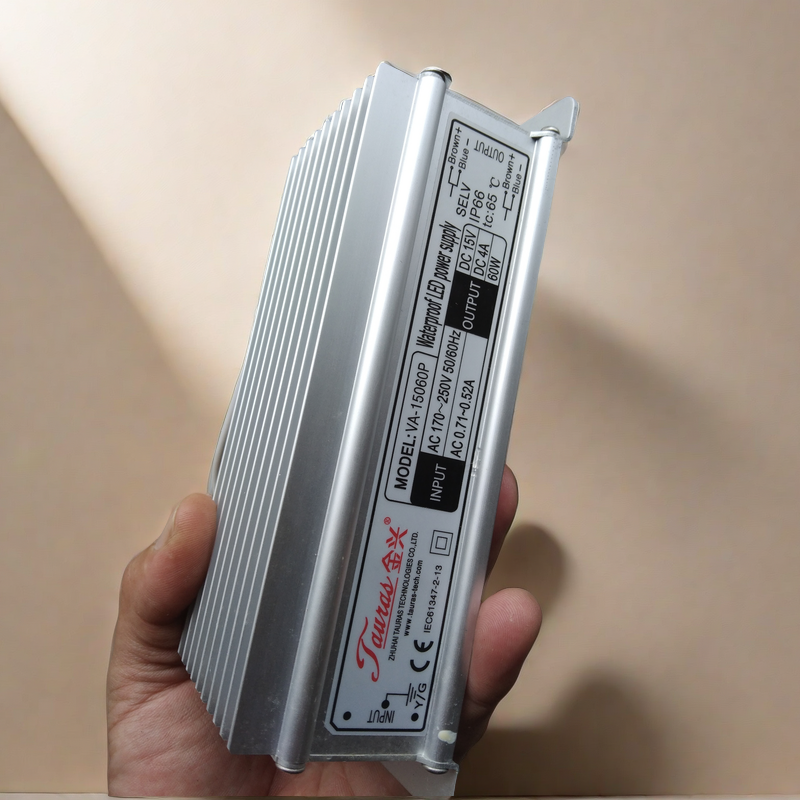 DC15V防水防雨 开关电源 4A 60W  LED灯条灯带模组 监控灯箱变压