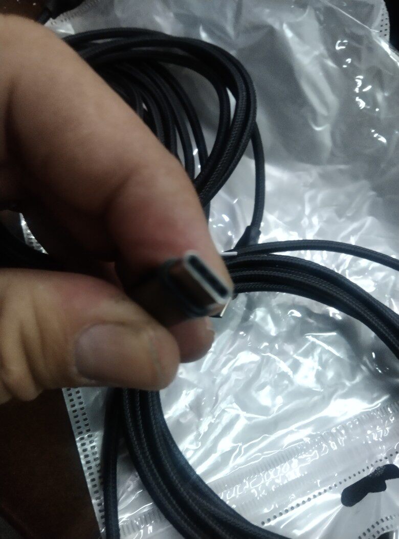 TpEy-C编织充电数据线一米长四铜芯快充线