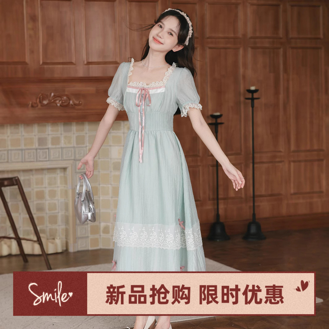 青雾叠雪气质方领连衣裙女2025夏褶皱层次感温柔风短袖公主长裙