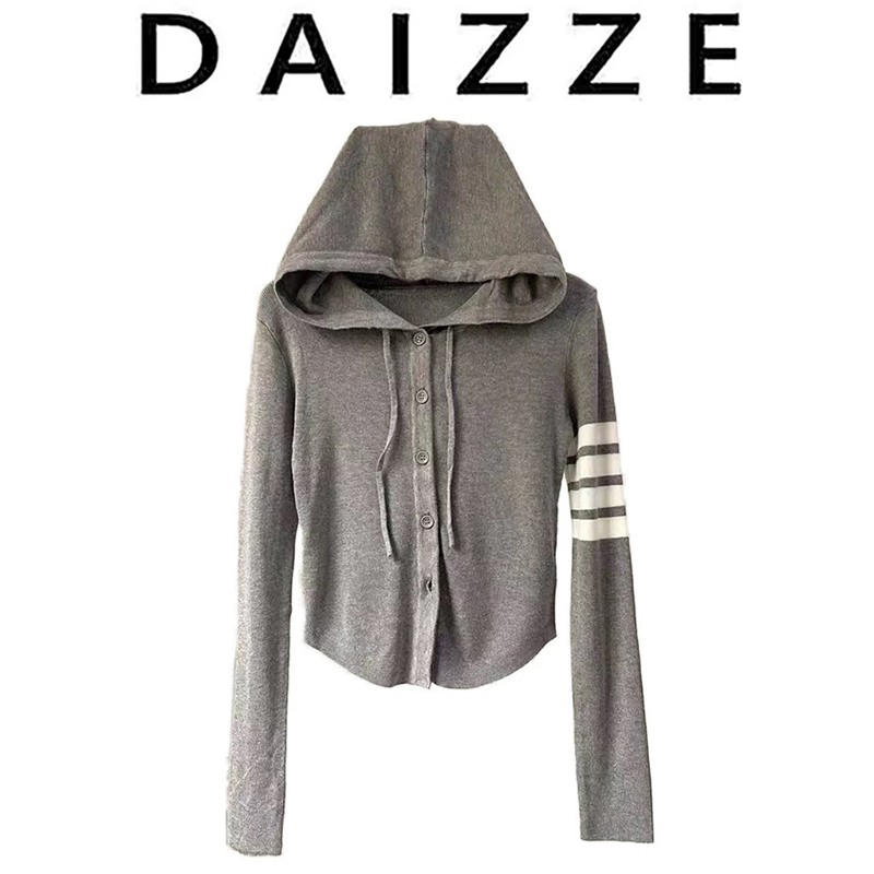 DAIZZE~辣妹撞色条纹连帽短卫衣女秋长袖开衫针织运动上衣薄外套