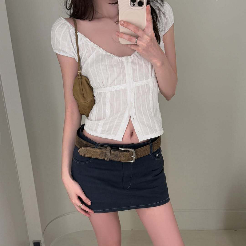 【纯欲辣妹】bm风简约V领短袖