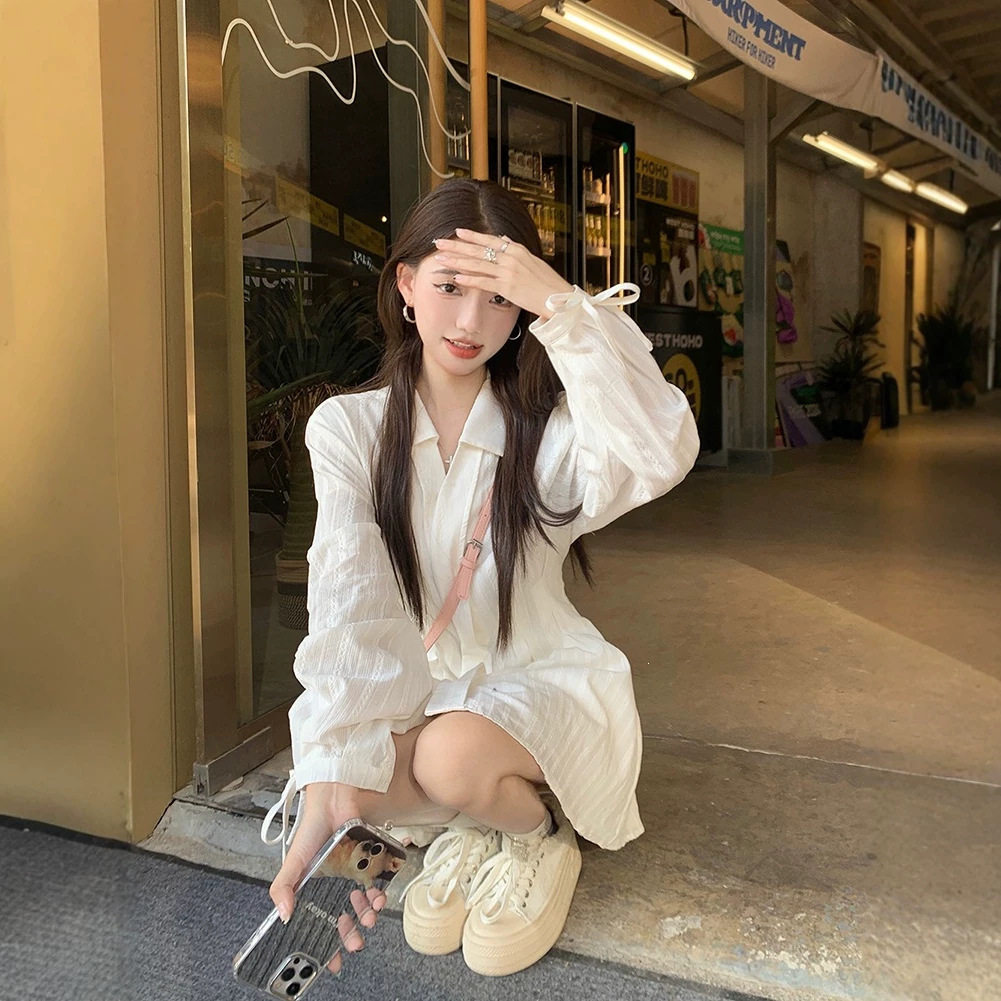 韩系白色小翻领长袖连衣裙女春秋装新款设计感系带显瘦收腰短裙潮