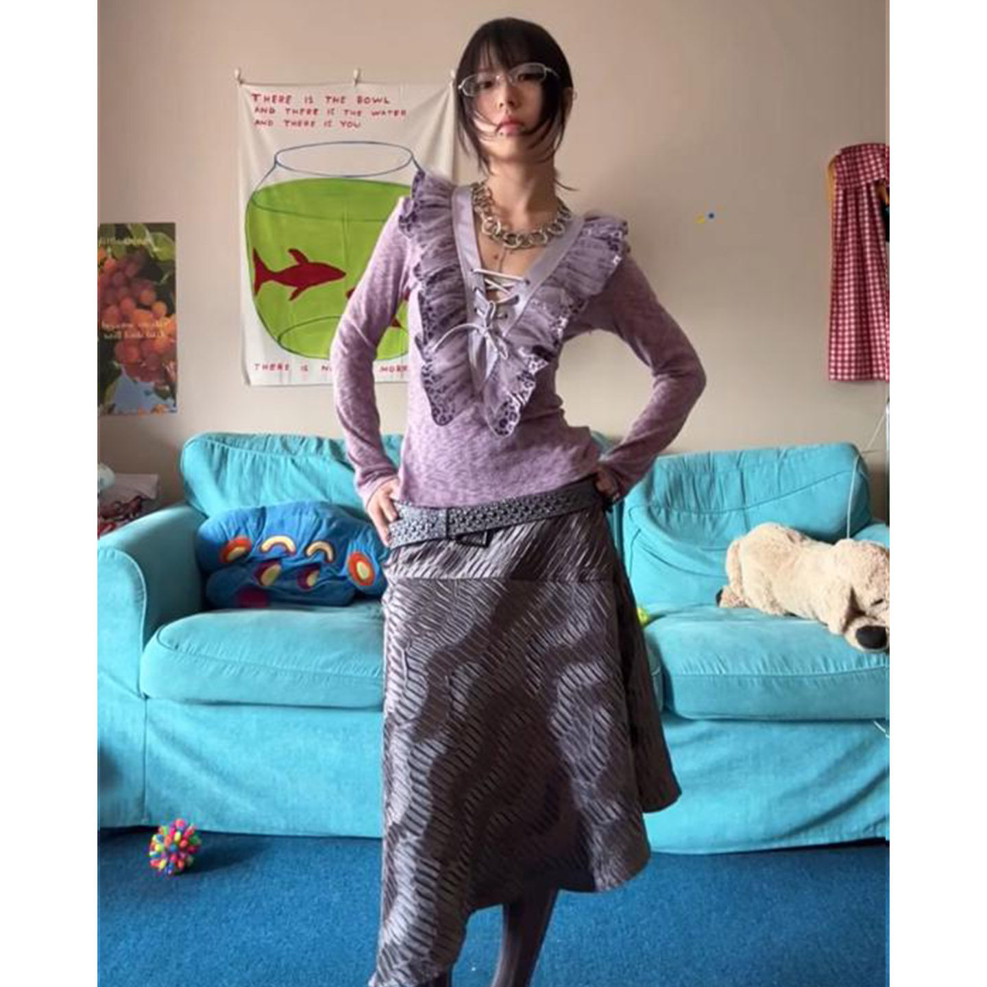 设计感浪漫金属光泽感半身裙女辣妹低腰百搭肌理不规则下摆中长裙