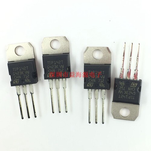 全新原装进口达林顿晶体 TIP142T 直插三极管 NPN沟道 TO-220封装