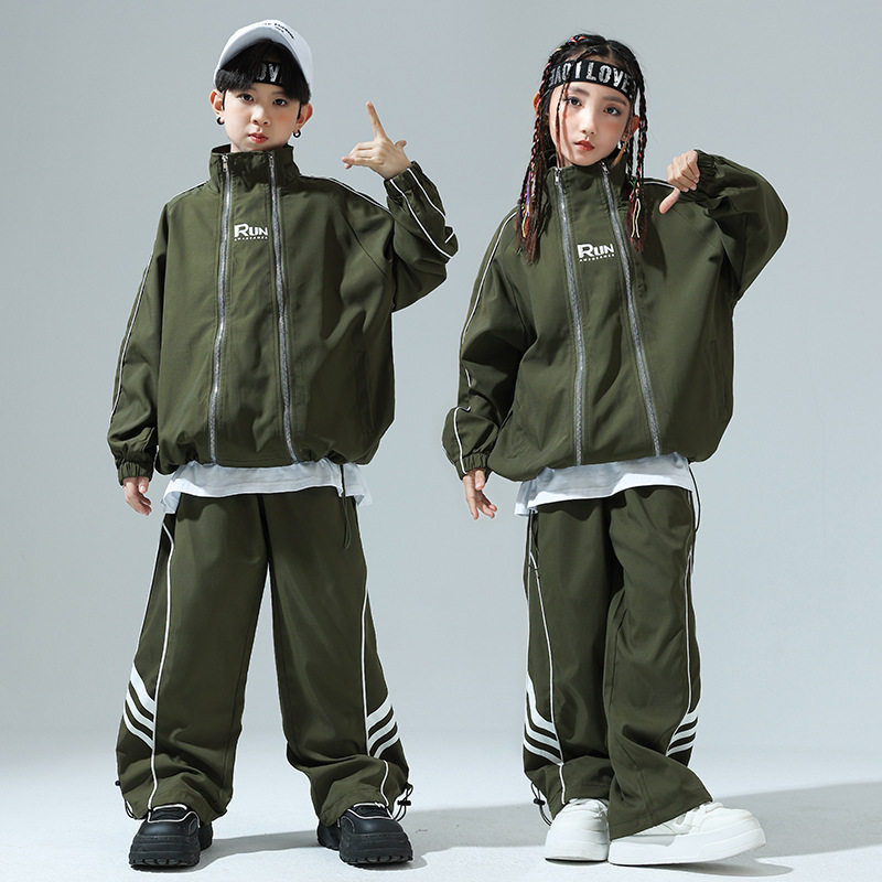 儿童街舞潮服秋季潮牌男女童嘻哈风衣套装小学生运动会开幕式班服