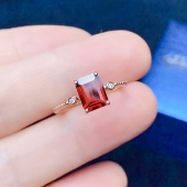 6x8方形天然石榴石女款 戒指S925银鸽血红色宝石纯银镶嵌开口时尚