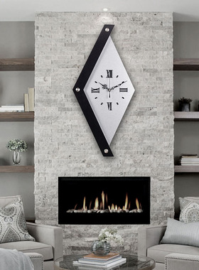 现代简约挂钟轻奢钟表极简石英钟客厅钟表餐厅挂钟书房静音钟表