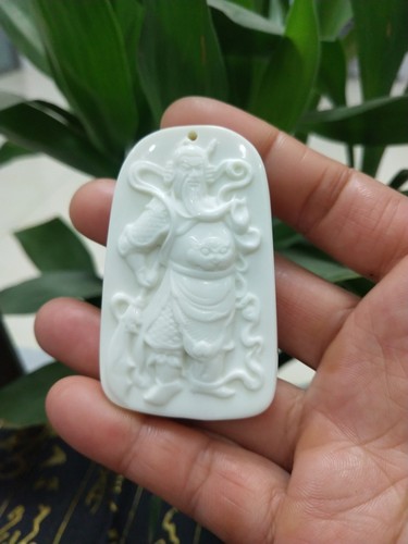 西藏象牙玉关公吊坠平安顺利