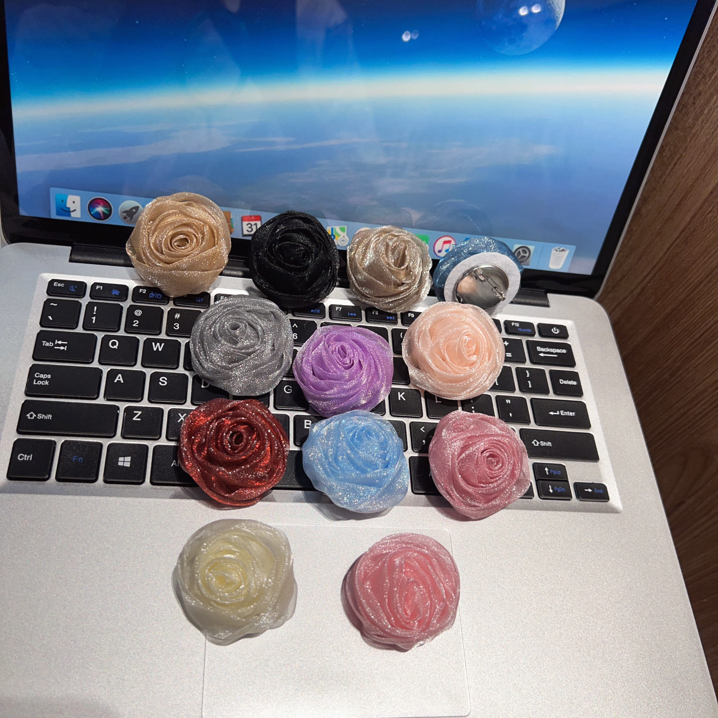 ins超火仿真欧根纱玫瑰胸针纱花花朵花头手工diy制作谷美痛包材料
