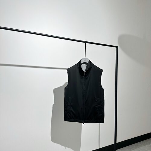 垂坠叠穿无袖飞行立领外套马甲男