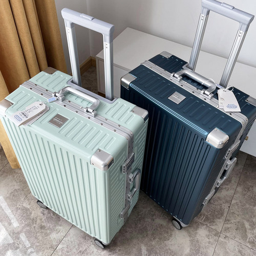 耐飞堡全铝框行李箱可坐人旅行箱