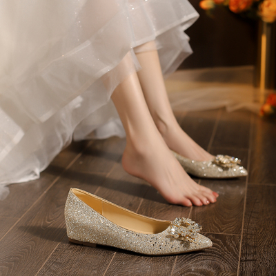 内增高平底结婚鞋女2025新款新娘鞋水晶鞋伴娘鞋低跟日常可穿单鞋