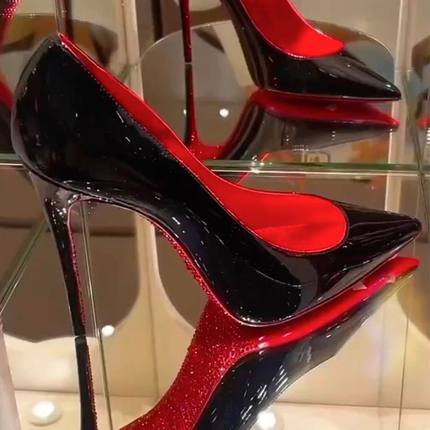 新品CL同款水钻红底高跟鞋镭射红婚鞋细跟红内里黑色9cm单鞋女