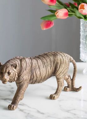 老虎桌面摆件树脂装饰欧式