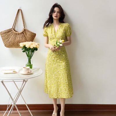 法式赫本风碎花收腰长款茶歇裙