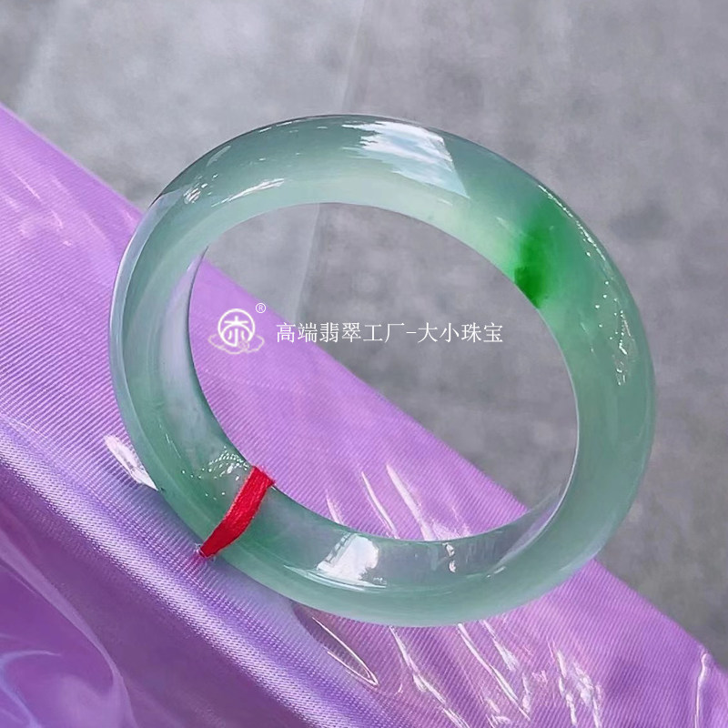大小珠宝高冰晴底飘阳绿天然翡翠手镯正圈50老坑冰透起光翡翠玉镯