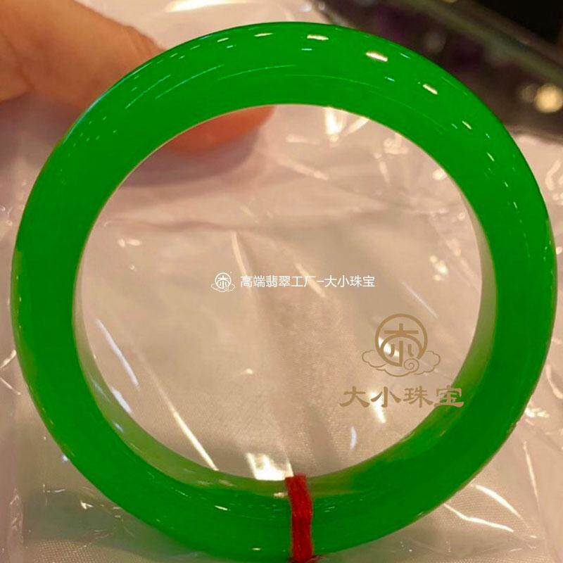 大小珠宝冰种满色正阳绿天然翡翠手镯正圈5556老坑种满绿缅甸玉镯