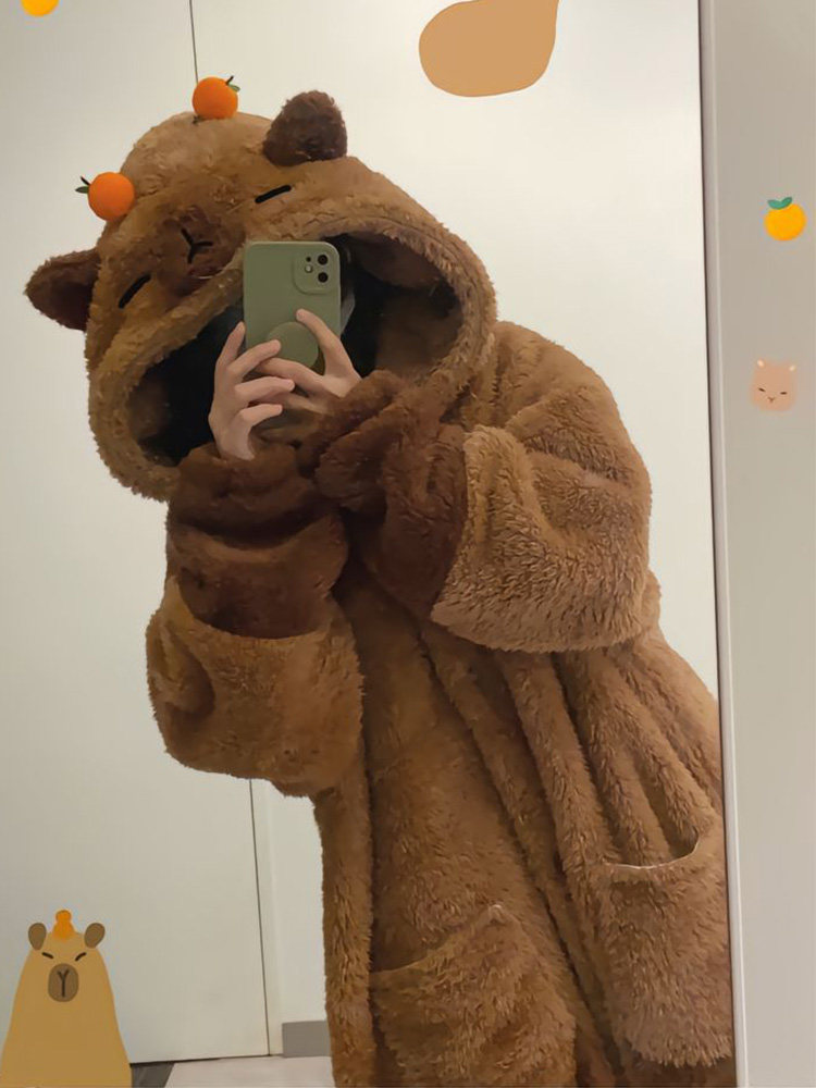 卡皮巴拉睡衣女冬季珊瑚绒加绒加睡衣/家居服套装